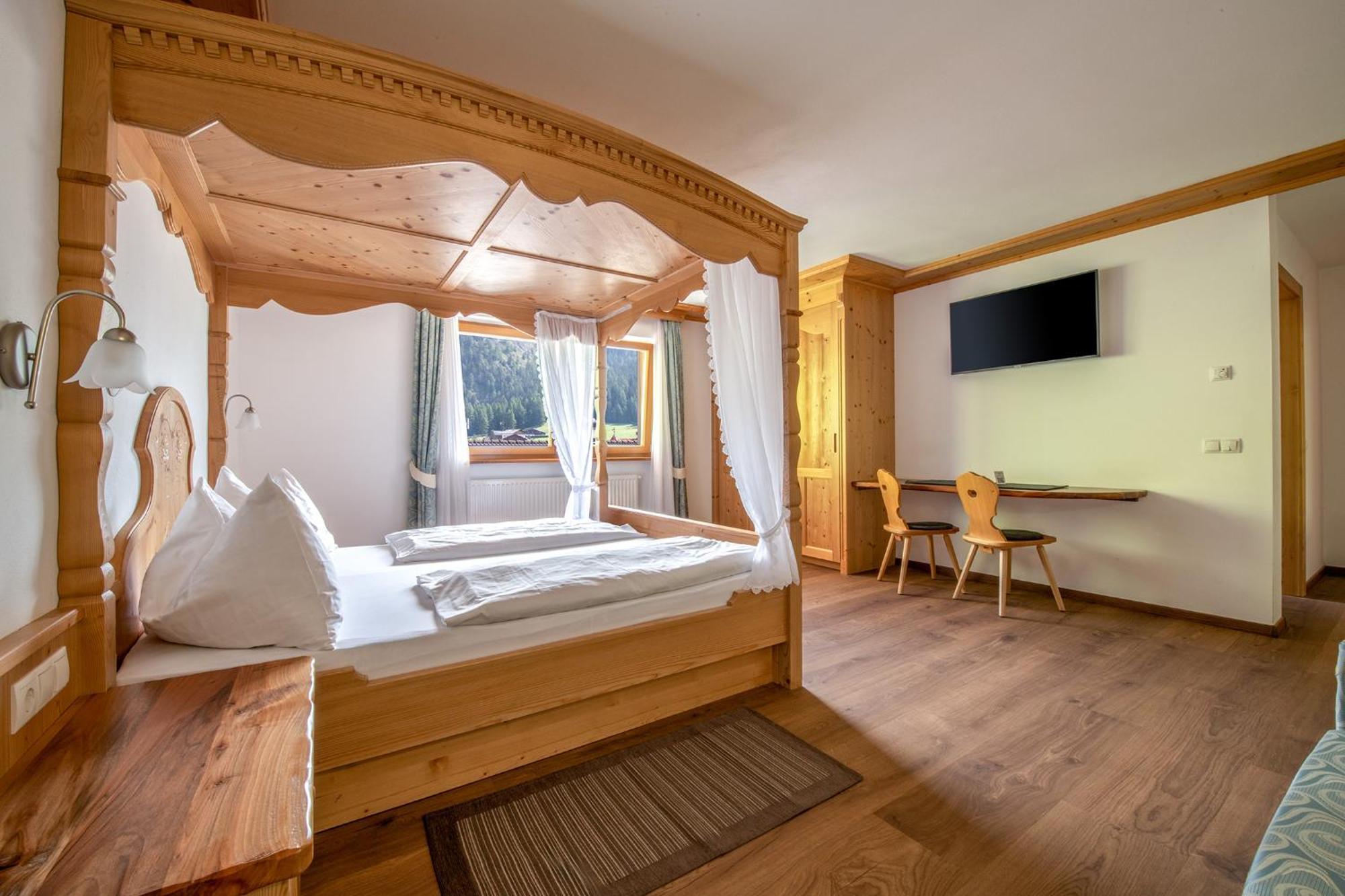 Apartments Sunela Selva di Val Gardena Extérieur photo